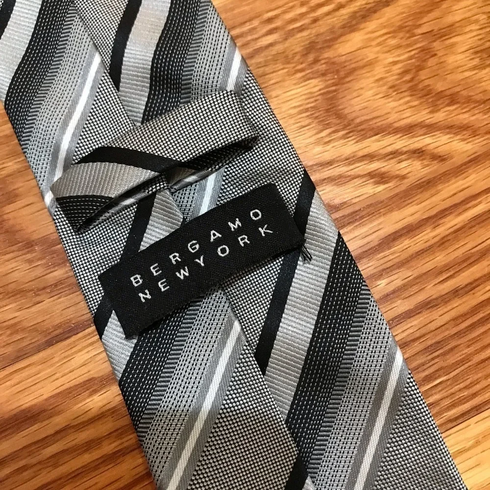 👔BERGAMO NEW YORK Tie